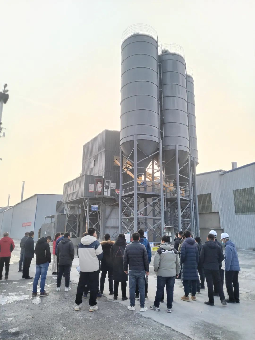 The “Thanksgiving Service Tour” activity of the Yueshou Mixing Plant Technology Exchange and Training Conference was successfully held in Jinan, Shandong